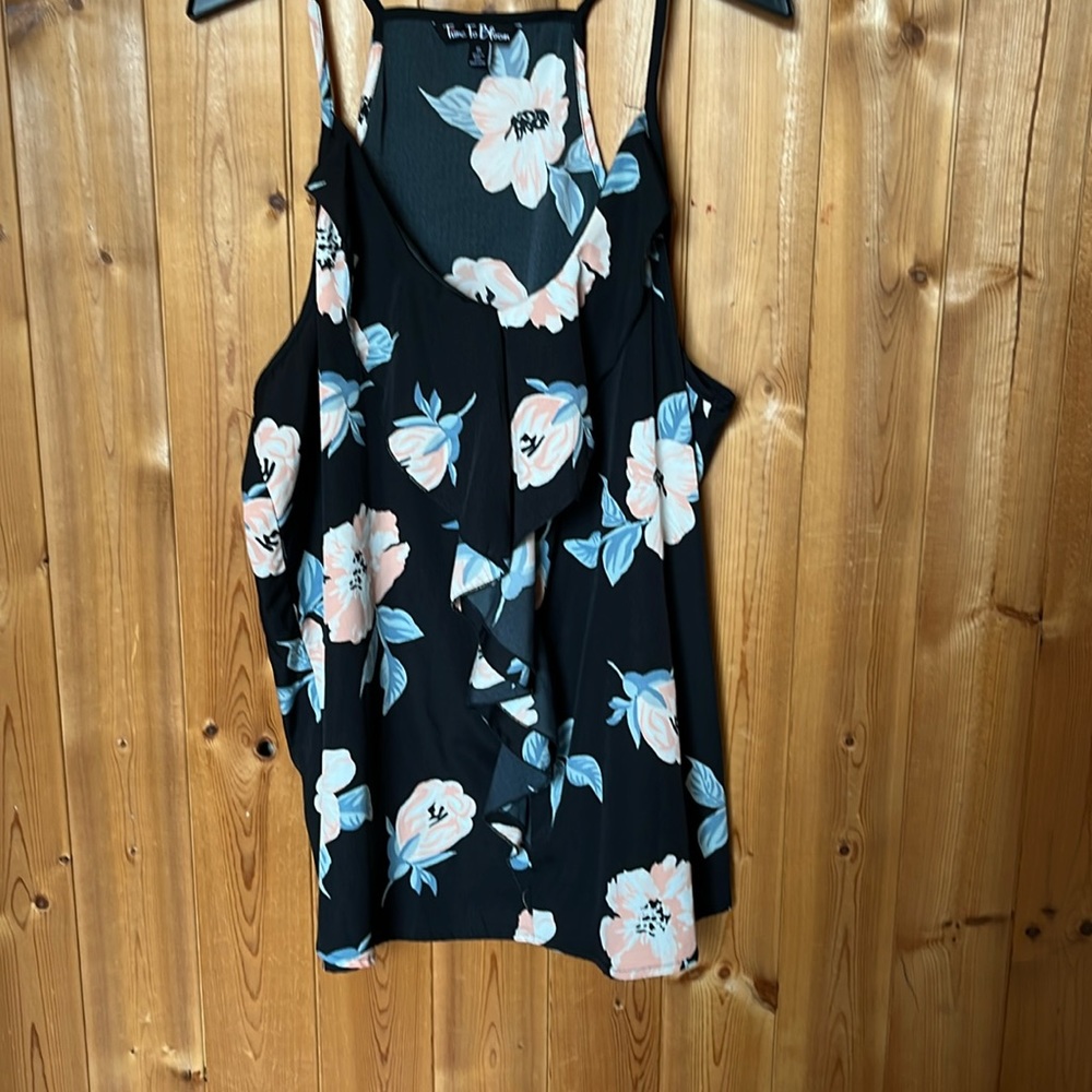 Floral tank